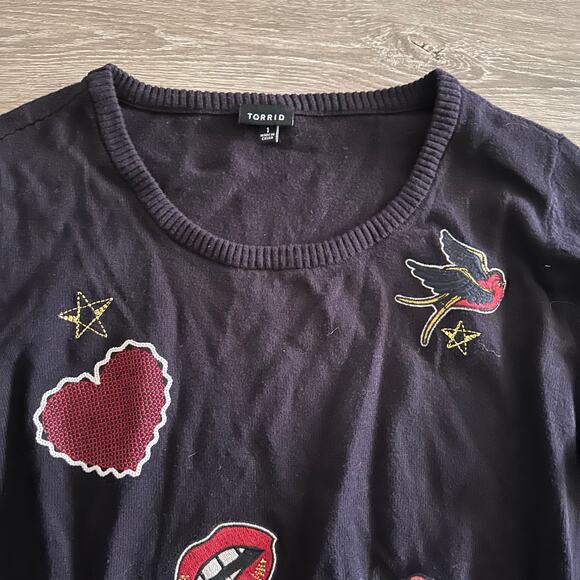 Torrid Sweater Black Embellished Patches Pullover Plus Size 1X - Picture 3 of 6